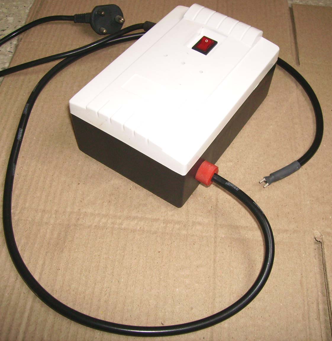 Static charge inducer